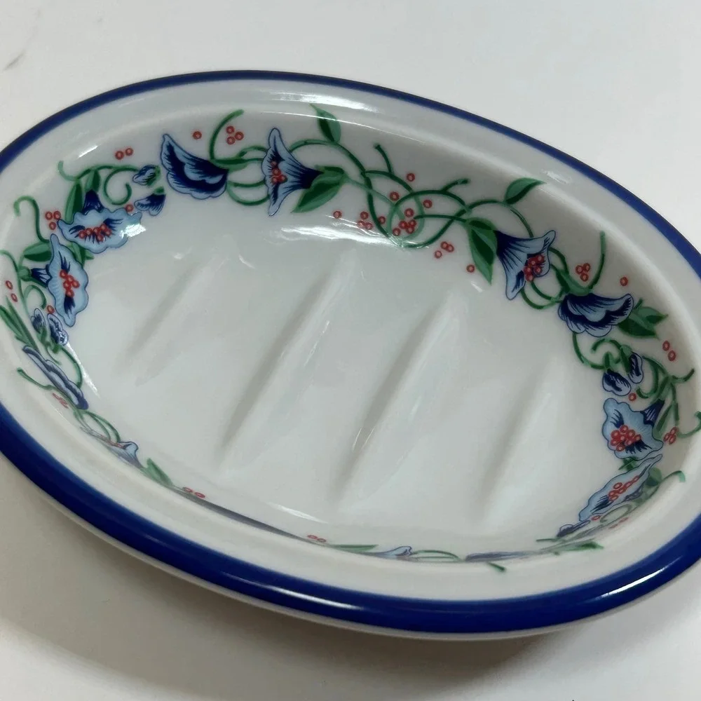 Vintage Eau de Gucci Woodmere China Porcelain Soap Dish Blue Floral Oval